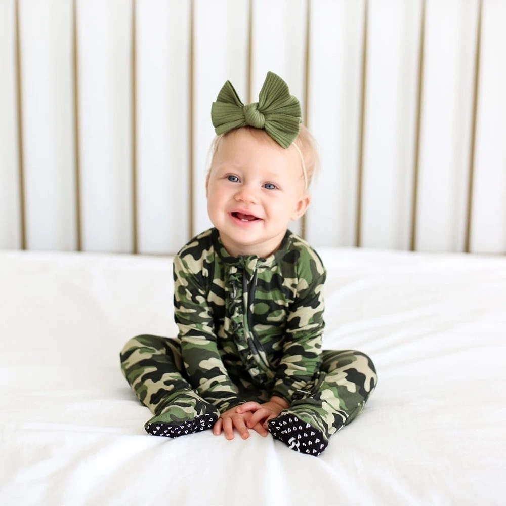 [Posh Peanut] Cadet Ruffle Footie